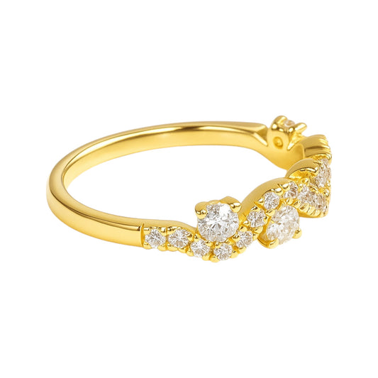 14k Yellow Gold and Lab Grown Diamond Wavy Band (0.65 tcw)